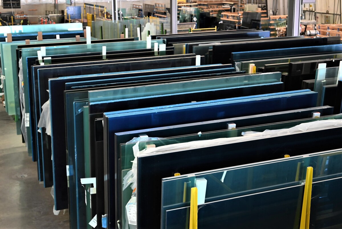 photo of glass products in a warehouse